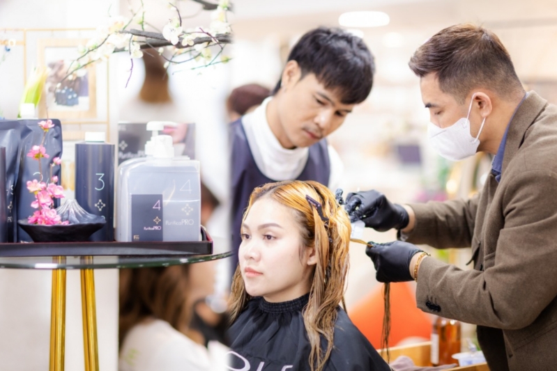 Take Care Salon เปิดตัวแฮร์สไตลิสต์ชื่อดัง เขย่าวงการบิวตี้ซาลอนไทย มอบประสบการณ์ทำสีผมเอ็กซ์คลูซีฟซาลอน ชู FIOLE นวัตกรรมสีผมชื่อดังจากญี่ปุ่น