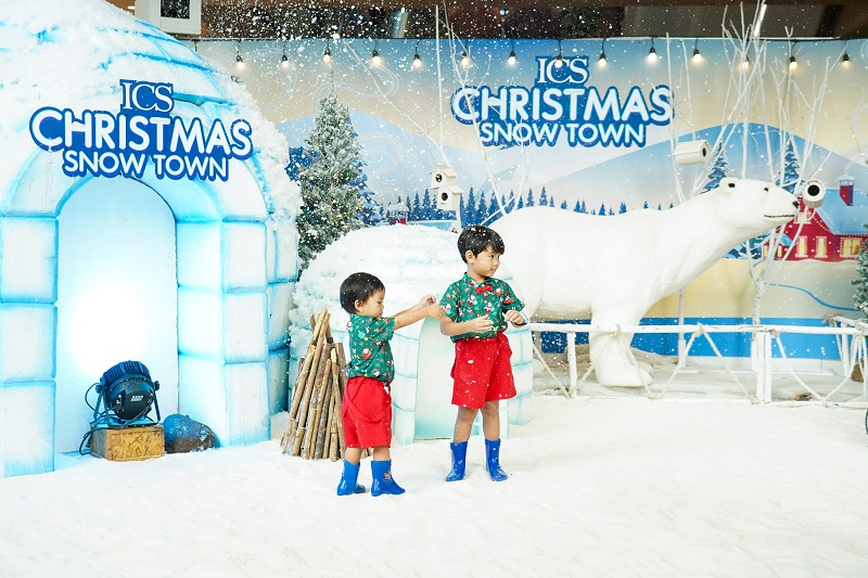 ICS Lifestyle Complex ต้อนรับเทศกาลแห่งความสุข จัดกิจกรรม “ICS CHRISTMAS SNOW TOWN”  เนรมิตเมืองหิมะสุดสนุก ให้เด็กๆ ได้เพลิดเพลินตลอดเทศกาลคริสต์มาส ตั้งแต่วันนี้ – 28 ธันวาคม 2568